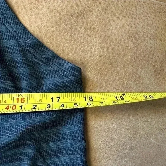 Nike Dri-Fit Sleeveless Miler Running Tank Top Black Mesh Breathable Womens S - Picture 6 of 8